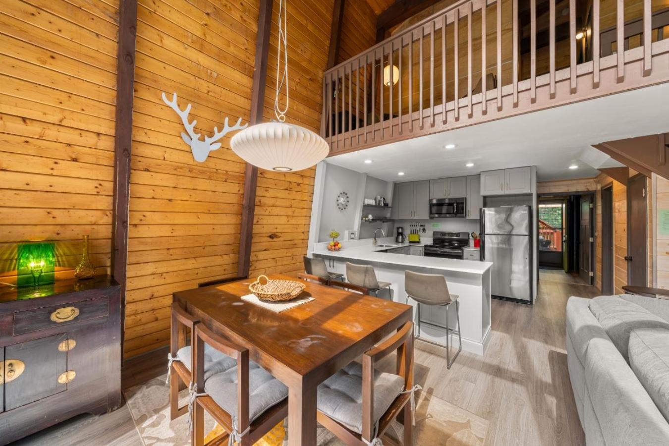 Treetops Chalet - 3Bd/2Bt Boutique Cabin W/Mt Leconte Views In Gatlinburg Kültér fotó