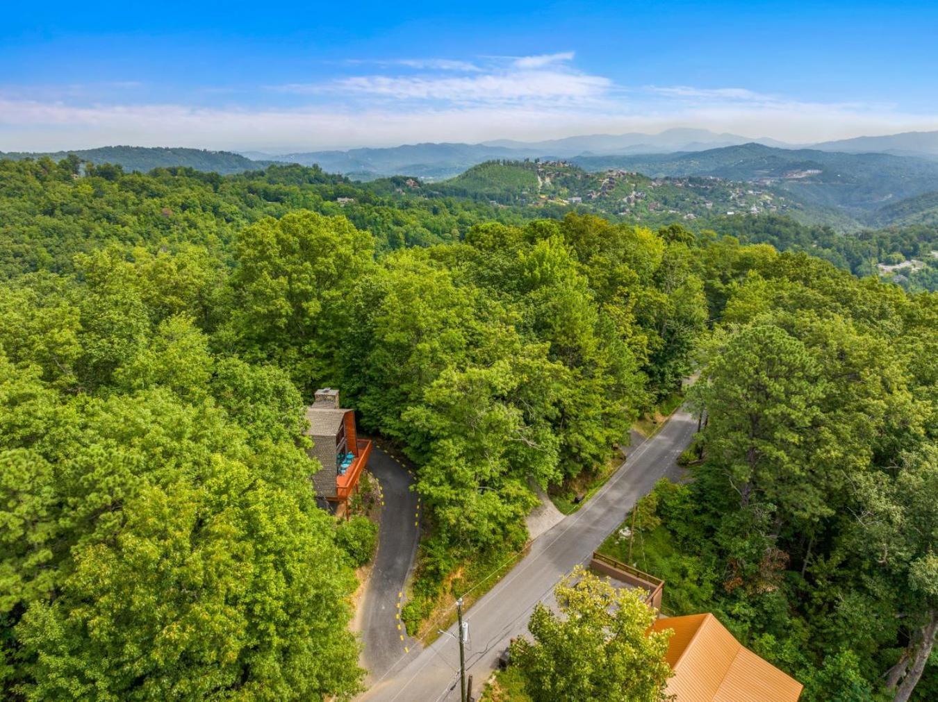 Treetops Chalet - 3Bd/2Bt Boutique Cabin W/Mt Leconte Views In Gatlinburg Kültér fotó