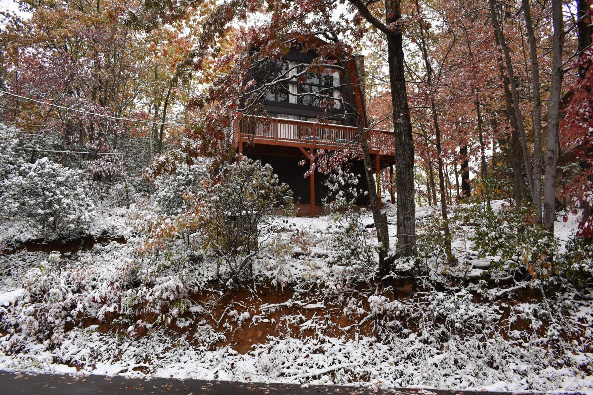 Treetops Chalet - 3Bd/2Bt Boutique Cabin W/Mt Leconte Views In Gatlinburg Kültér fotó